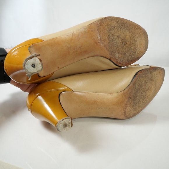 Vintage Salvatore Ferragamo Yellow Two-Tone Leather Bow Made in Italy Size 7B - Picture 8 of 11